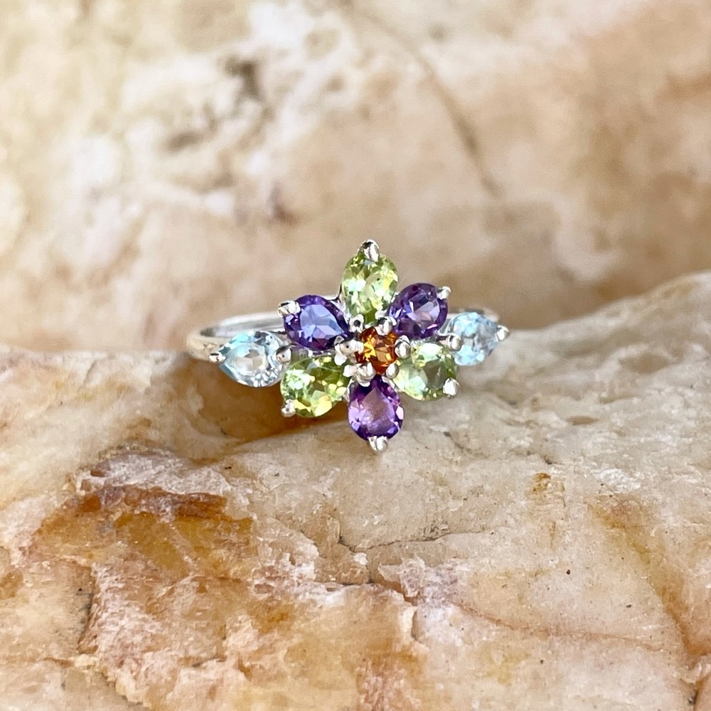 Dainty amethyst, peridot, blue topaz & honey citrine 925 sterling cluster ring 7 - Picture 3 of 7